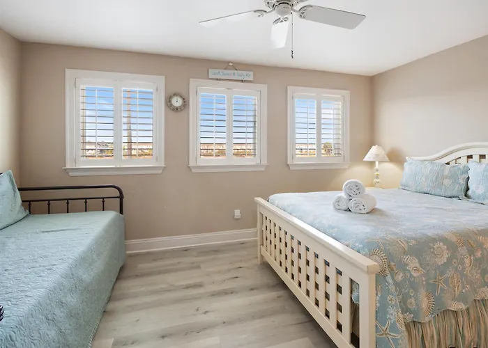 The Dory F 3br By Pkrm Holiday home *